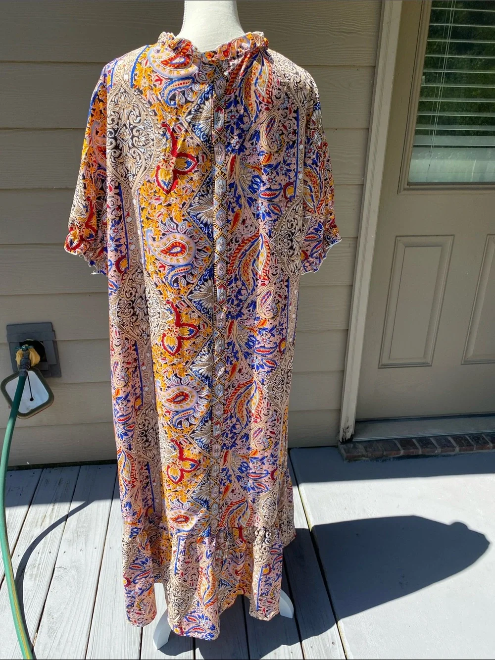 4/$20 colorful paisley dress - Picture 3 of 5